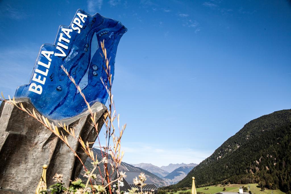 Wellnesshotel Liun B&B Müstair Buitenkant foto