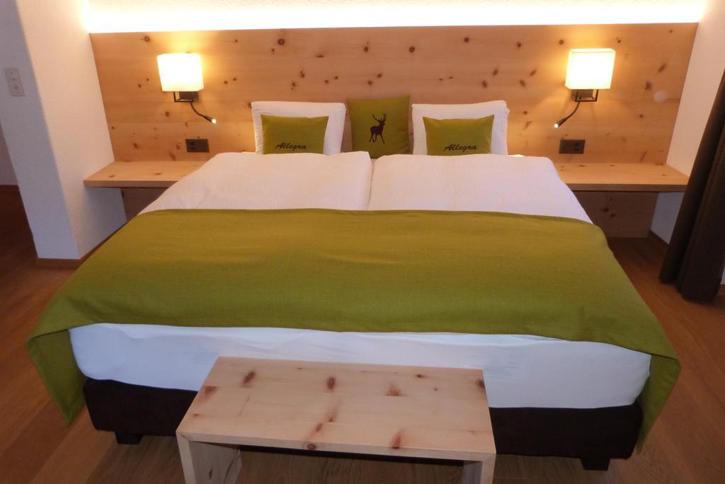 Wellnesshotel Liun B&B Müstair Buitenkant foto